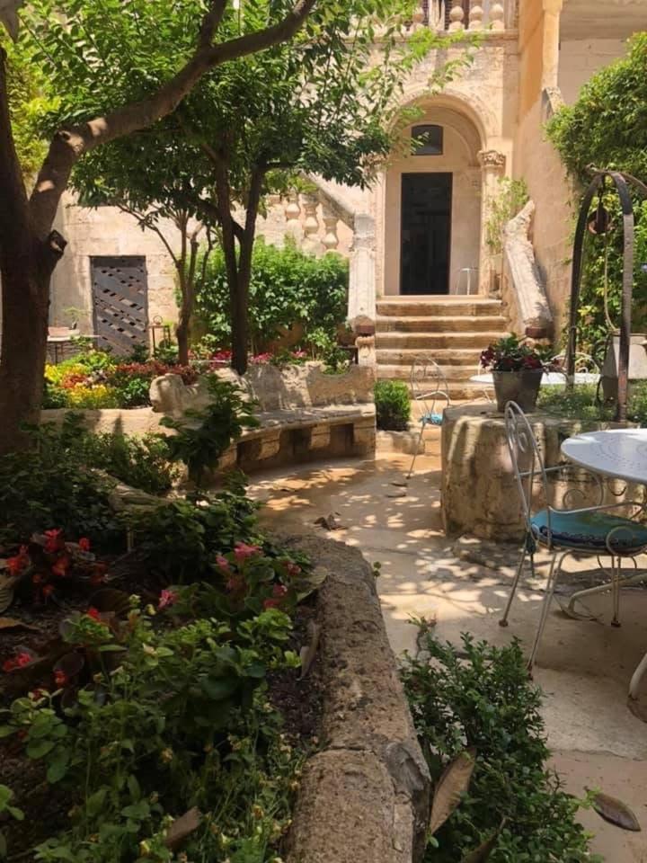 Il Giardino Della Regina Bed & Breakfast 3*